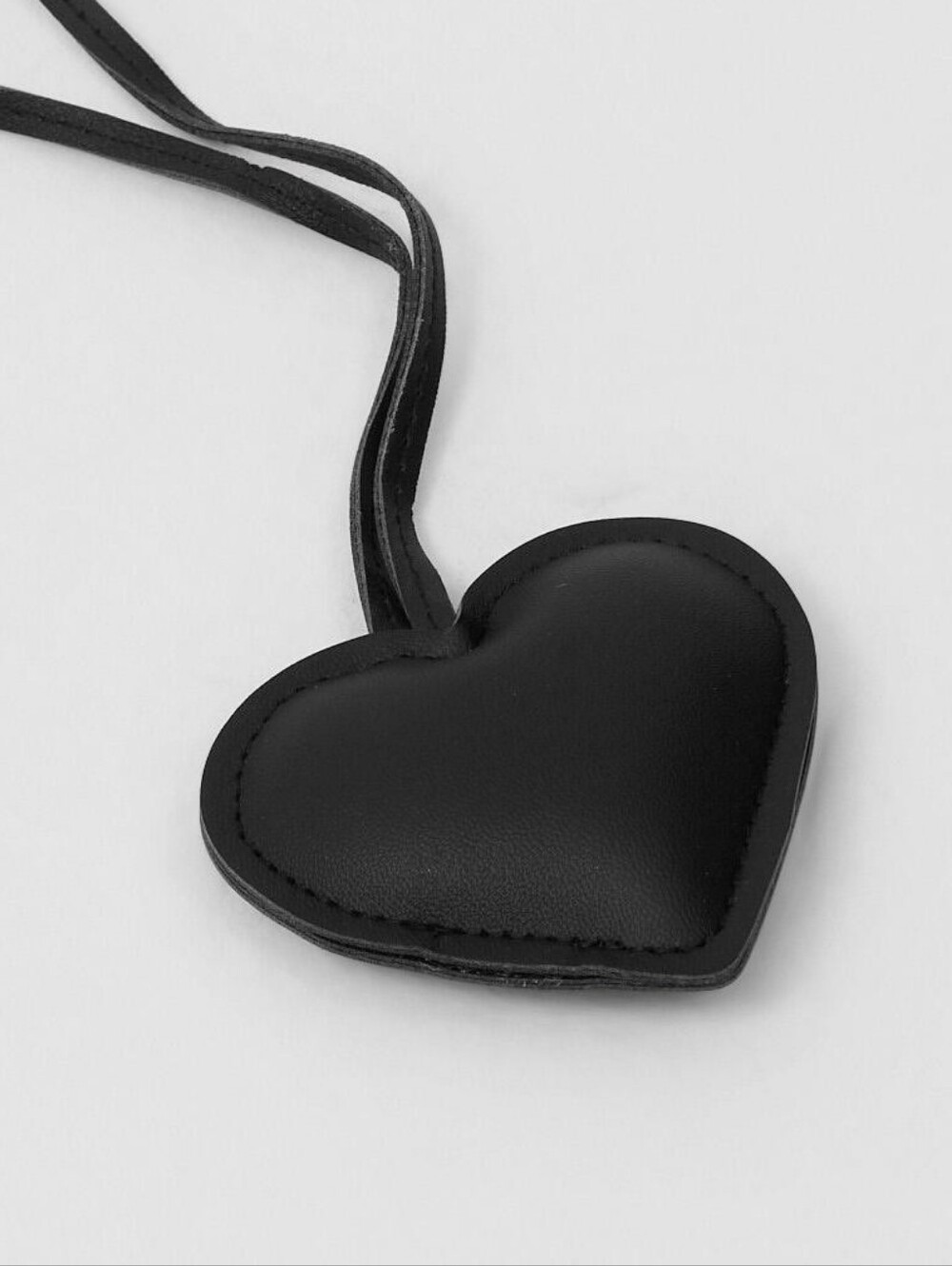 🧨Heart Leather Bag Charm Black